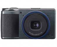 Aparat foto compact Ricoh GR IIIx Urban Edition Kit