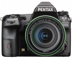Aparat Foto DSLR Pentax K-3 II  + DA 18-135mm F3.5-5.6 ED DC WR 