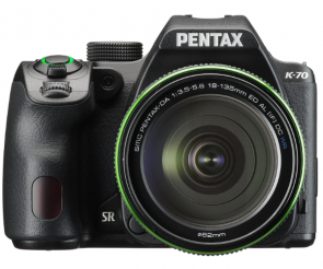 Aparat foto DSLR Pentax K-70 Black + DA 18-135mm F3.5-5.6 WR